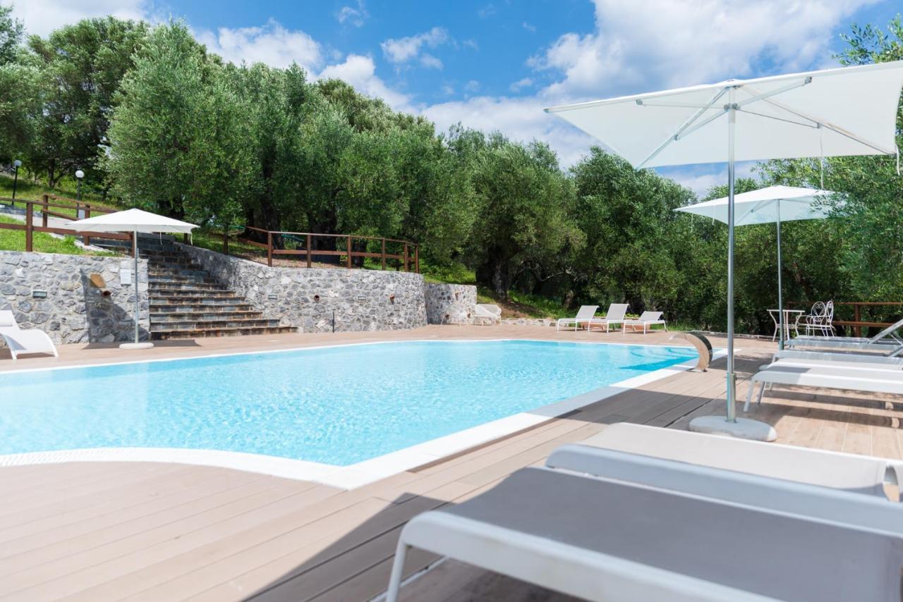 Tenuta Terre Di Bosco Oasi Di Relax Nel Cilento サン・ジョヴァンニ・ア・ピーロ エクステリア 写真