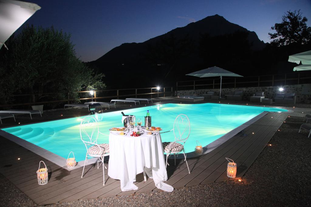 Tenuta Terre Di Bosco Oasi Di Relax Nel Cilento サン・ジョヴァンニ・ア・ピーロ エクステリア 写真