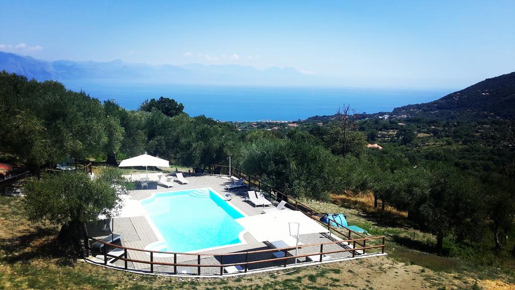 Tenuta Terre Di Bosco Oasi Di Relax Nel Cilento サン・ジョヴァンニ・ア・ピーロ エクステリア 写真