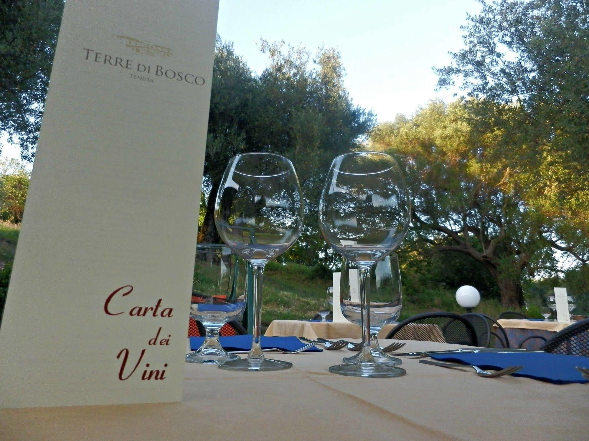 Tenuta Terre Di Bosco Oasi Di Relax Nel Cilento サン・ジョヴァンニ・ア・ピーロ エクステリア 写真