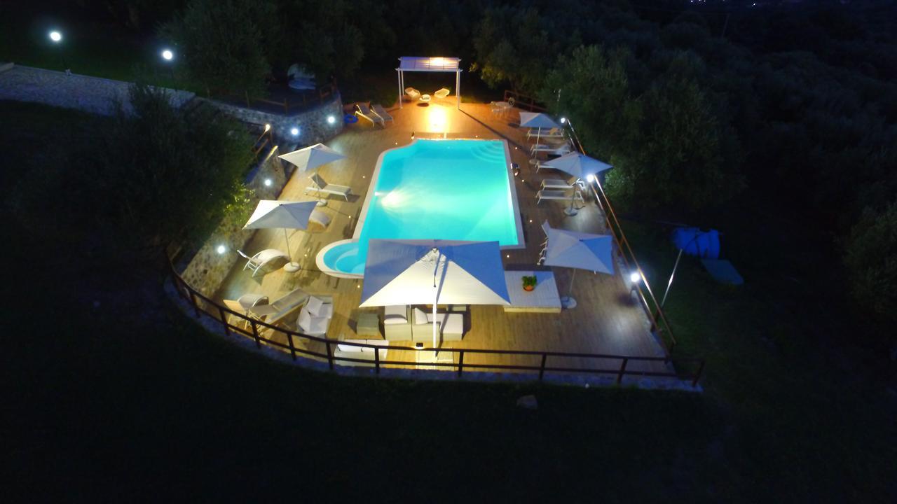 Tenuta Terre Di Bosco Oasi Di Relax Nel Cilento サン・ジョヴァンニ・ア・ピーロ エクステリア 写真